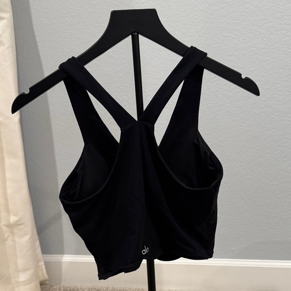 ALO Airbrush Real Bra Tank in Black size Medium - Picture 5 of 5